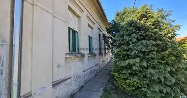 4 room house in Dunaszentgyoergy, Hungary