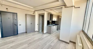 1 bedroom apartment in Mezitli, Turkey