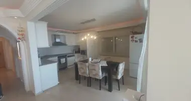 Duplex 5 rooms in Alanya, Turkey