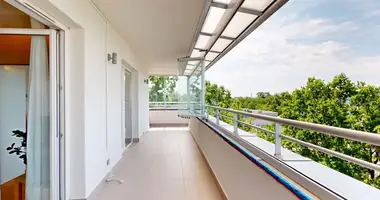 Wohnung 3 zimmer in Warschau, Polen