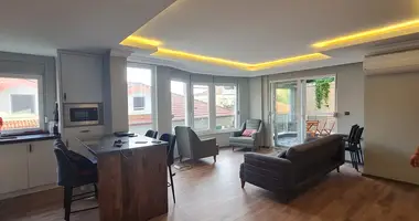 Mieszkanie 3 pokoi w Alanya, Turcja
