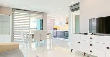 Wohnung 3 zimmer in Alanya, Türkei