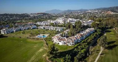 3 bedroom apartment in Marbella, Spain