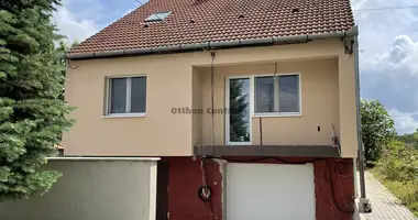 5 room house in Csurgo, Hungary