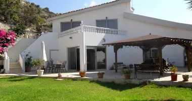 Villa 5 Zimmer mit Meerblick, mit Schwimmbad, mit Bergblick in St. Tychon Community, Cyprus