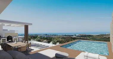 3 bedroom apartment in Estepona, Spain