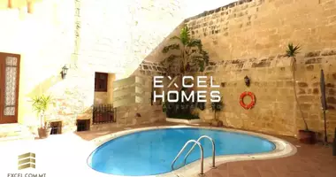 4 bedroom house in Gharghur, Malta