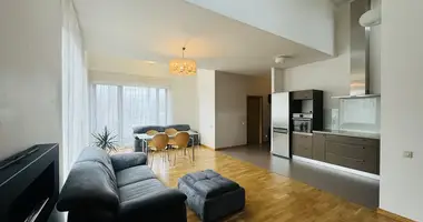 Apartamento 4 habitaciones en Riga, Letonia