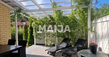 Wohnung 4 zimmer in Kirkkonummi, Finnland