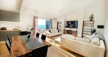 Penthouse 3 bedrooms with Sea view, with public parking in Petrovac, Montenegro
