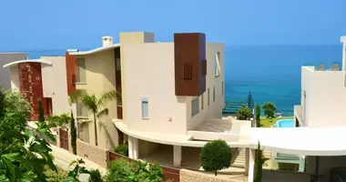 Dom 4 pokoi w Chloraka, Cyprus