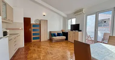 1 bedroom apartment in Petrovac, Montenegro