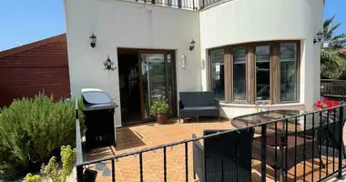 Villa 4 Zimmer mit Balkon, mit Möbliert, mit Klimaanlage in Kalograia, Nordzypern
