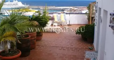 Penthouse 5 bedrooms with Air conditioner, with Sea view, in city center in Santa Cruz de Tenerife, Spain
