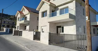 5 bedroom house with Air conditioner, with Wi-Fi, with Fridge in Palodeia, Cyprus