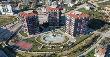 Mieszkanie 3 pokoi w Avsallar, Turcja
