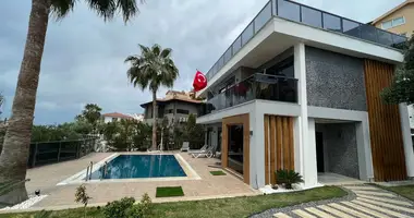 Villa 4 zimmer mit Möbel, mit Fernsehen in Alanya, Türkei