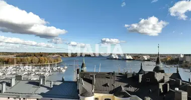 Mieszkanie 3 pokoi w Helsinki sub region, Finlandia