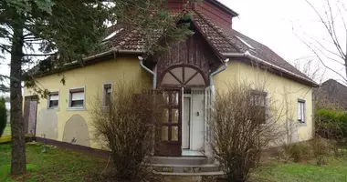 4 room house in Kotaj, Hungary
