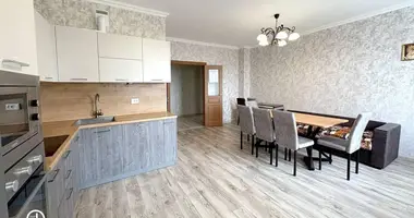 Квартира 3 комнаты в Минск, Беларусь