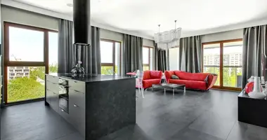 3 bedroom apartment in Warsaw, Poland