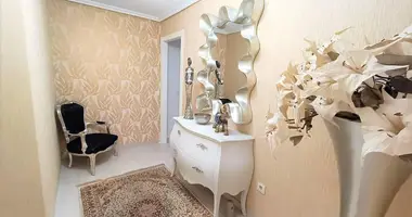 Mieszkanie 3 pokoi w Izhevsk, Rosja