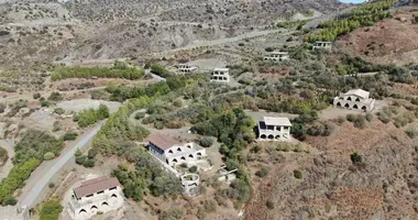 Investition in Agia Varvara, Zypern