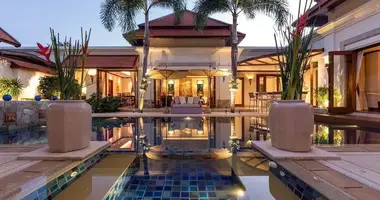 Villa 4 chambres avec Fenêtres double vitrage, avec Meublesd, avec Climatiseur dans Phuket, Thaïlande