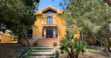Villa 6 bedrooms in Guardamar del Segura, Spain
