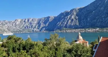 Mieszkanie 3 pokoi w Kotor, Czarnogóra