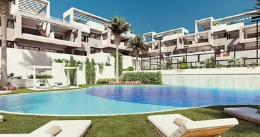 2 bedroom house in Torrevieja, Spain