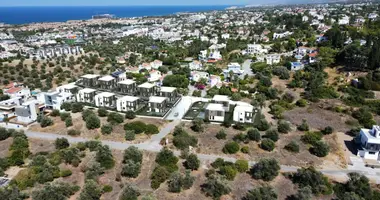 Villa 5 Zimmer mit Schwimmbad, mit Garten in Cyprus