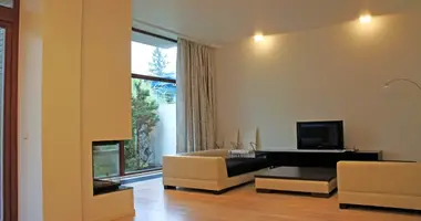 6 room house in Jurmala, Latvia
