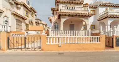 Townhouse 2 bedrooms in Orihuela, Spain