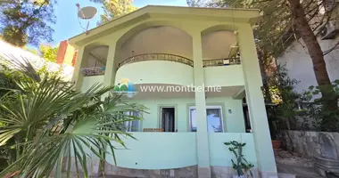 4 bedroom house in Bar, Montenegro