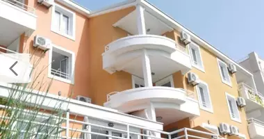 Hotel 840 m² in Petrovac, Montenegro