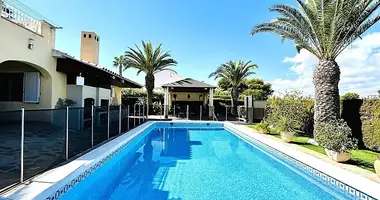 Villa  con Amueblado, con Aire acondicionado, con Vistas al mar en Orihuela, España