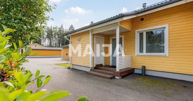 Mieszkanie 3 pokoi w Mantsala, Finlandia