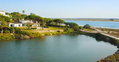 Villa  mit Balkon, mit Möbliert, mit Klimaanlage in Almancil, Portugal