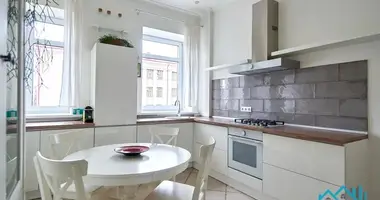 Wohnung 4 zimmer in Minsk, Belarus