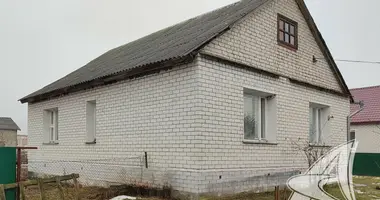 Maison dans Kryulianski siel ski Saviet, Biélorussie