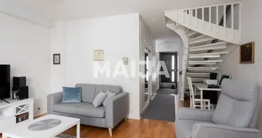 Apartamento 3 habitaciones en Jyvaeskylae sub-region, Finlandia