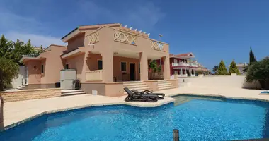 Villa in Urbanizacion Dona Pepa, Spanien