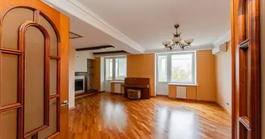 4 room apartment in Minsk, Belarus