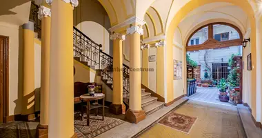 4 room apartment in Budapest, Hungary