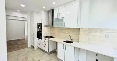 3 bedroom apartment in Loures, Portugal