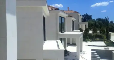 Villa  mit Parkplatz, mit Meerblick in Rijeka-Rezevici, Montenegro