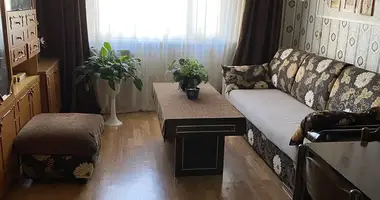 Apartamento 3 habitaciones en Minsk, Bielorrusia