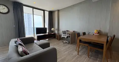 Condo 2 bedrooms with Balcony, with Furnitured, with Elevator in Na Kluea, Thailand