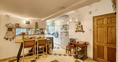 5 room apartment in Tel-Aviv, Israel